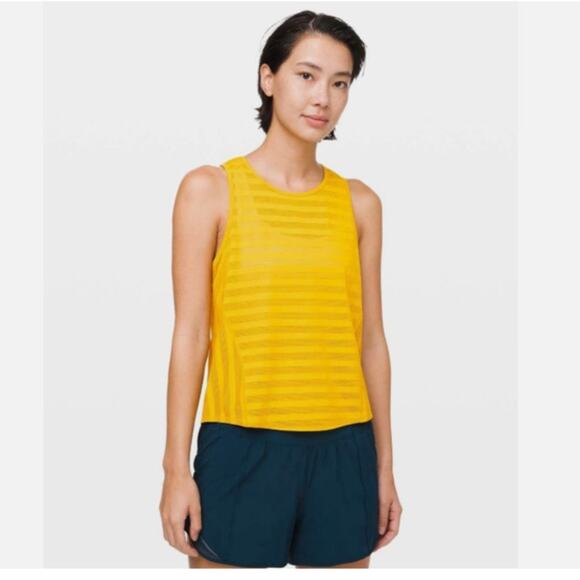 Lululemon Off and Running Cropped Tank Womens 6 Mesh Loose Fit Honeycomb Yellow - Picture 1 of 4